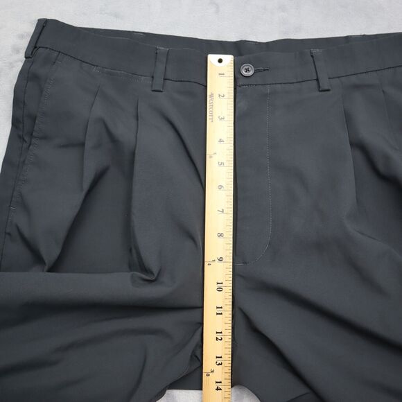 PGA Tour Shorts Mens 38 Black Chino Mid Rise Button Zip Polyester Pocket Pleated - Picture 4 of 15
